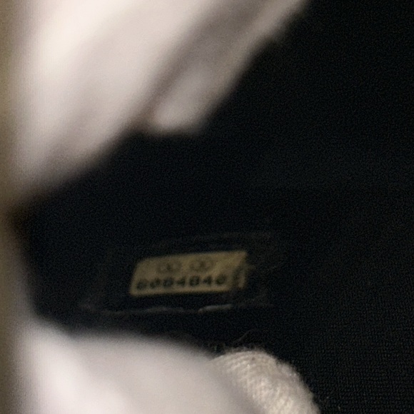 Chanel Black leather small compact bifold wallet - Picture 11 of 17